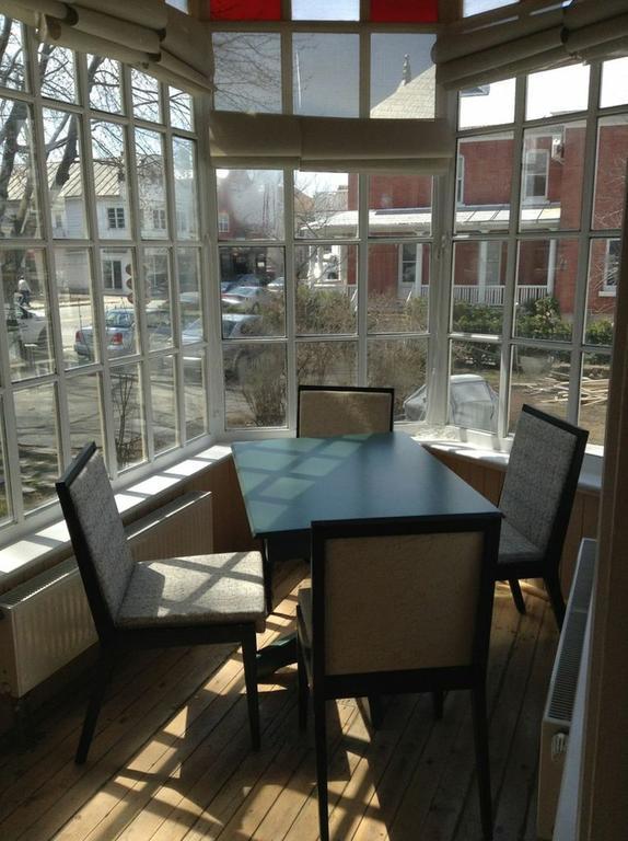 Le 100 St-Laurent Louiseville ภายนอก รูปภาพ